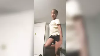 Smlvevo _ twerk it full dance