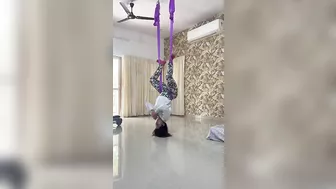 #aerial #yoga #balance #fyp #minivlog #trending #viralvideo #youtubeshorts#pushpa2 #alluarjun