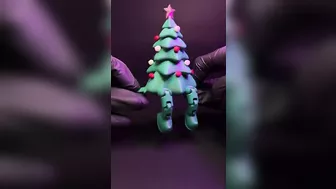 3D PRINTED CHRISTMAS TREE WITH FLEXIBLE LEGS????